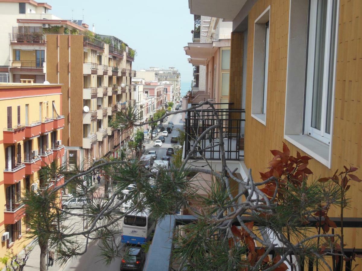 La Casa Degli Artisti Apartment Trani Exterior photo